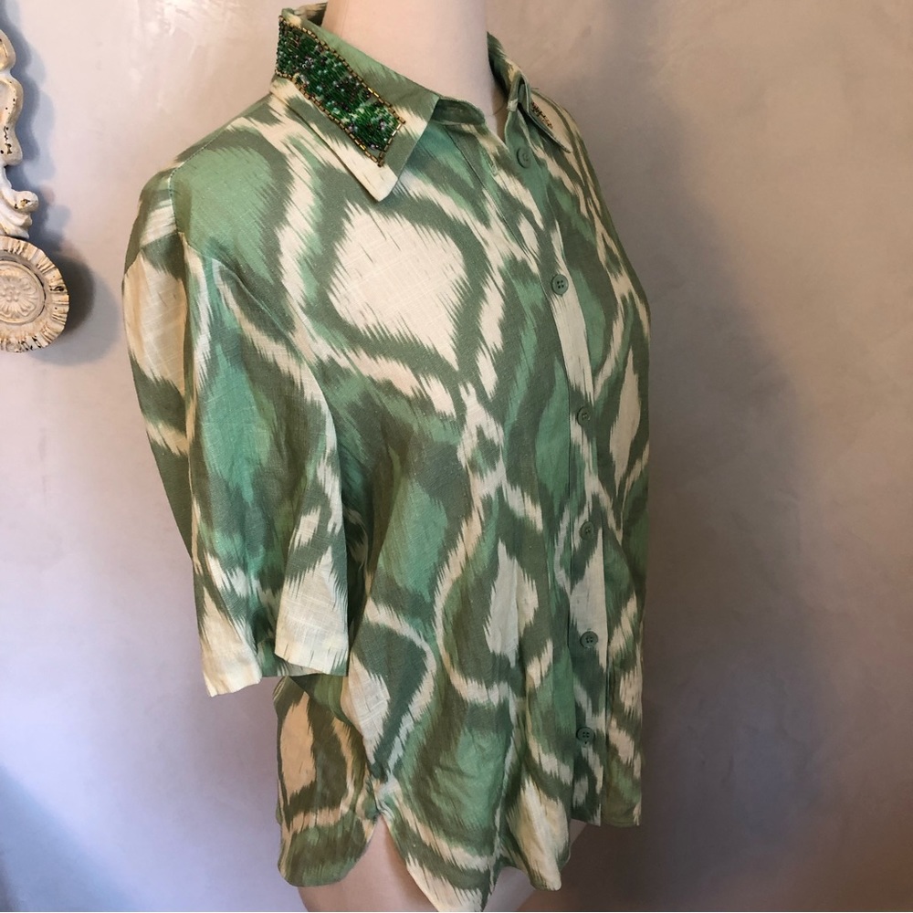 Zara Green & cream ikat pattern short sleeve w/beaded lapel collar Size Medium - Picture 8 of 14